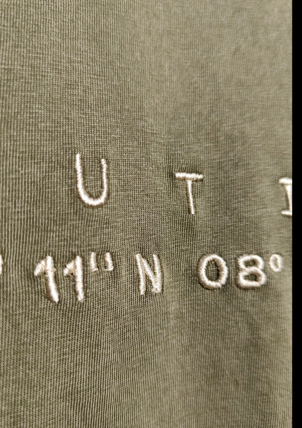 Camiseta Coordenadas Verde Oliva